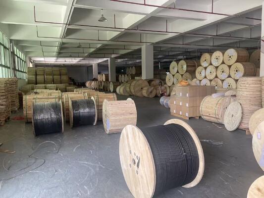 24 Cores Single Mode Direct Burial GYXTW Fiber Cable Outdoor Fiber Optic Cable for Aerial Duct Networks